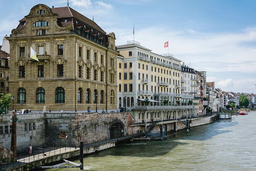 Basel by Hello Pompoyo