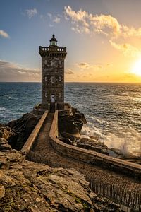 Sonnenuntergang am Leuchtturm Kermorvan Bretagne - Frankreich