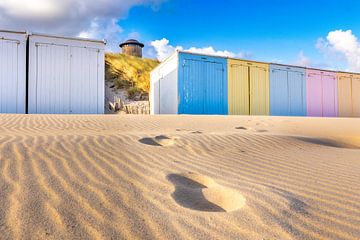 De gekleurde strandhuisjes van Domburg van Danny Bastiaanse