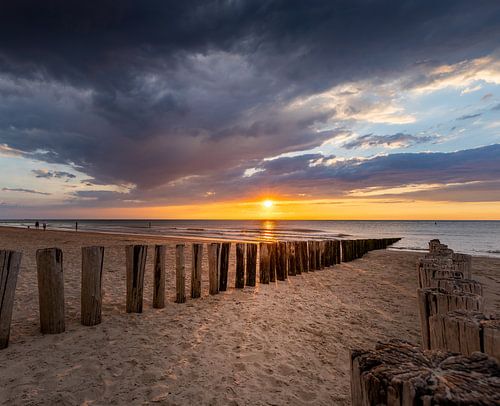 Zonsondergang op het strand van Domburg