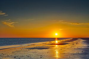 Coucher de soleil sur la mer du Nord sur Reiner Würz / RWFotoArt