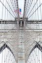 Brooklyn-Brücke New York Way Up High von Inge van den Brande Miniaturansicht