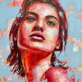 Kleurrijk portret van jonge vrouw in warme tinten. van Dominique Clercx-Breed