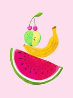 Torentje van fruit met roze achtergrond
