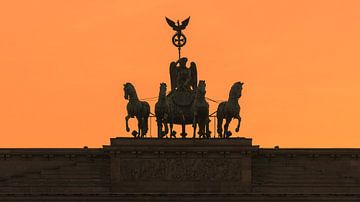 Zonsondergang bij de Brandenburger Tor