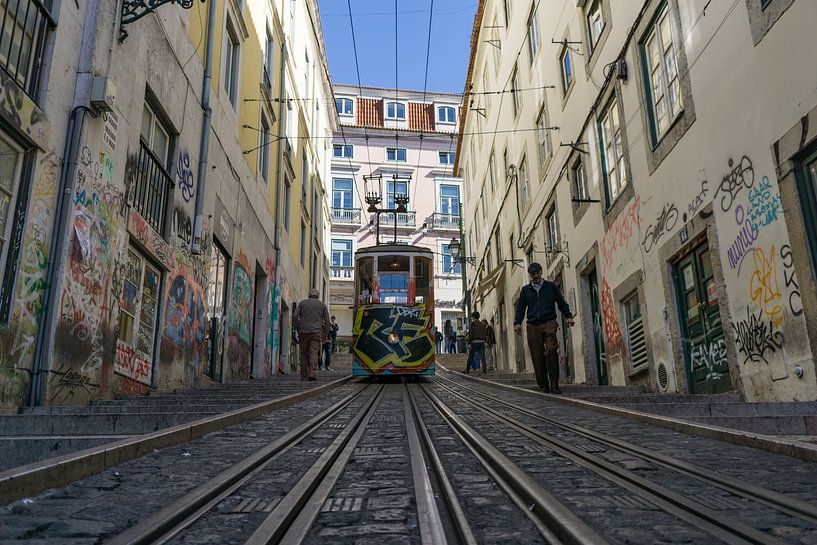 Ascensor da Bica, Lisbon by Niels Maljaars