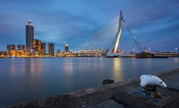 Rotterdam tijdens het blauwe uur
