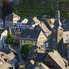 Boven de daken van Monschau - Prachtige parel in de Eifel van Rolf Schnepp
