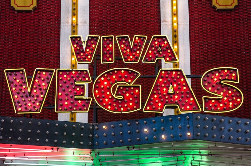 Las Vegas by Hello Pompoyo