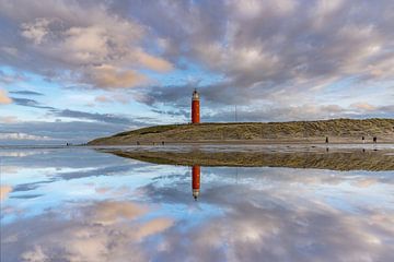 Reflektionen / Spiegel Leuchtturm Eierland Texel von Texel360Fotografie Richard Heerschap