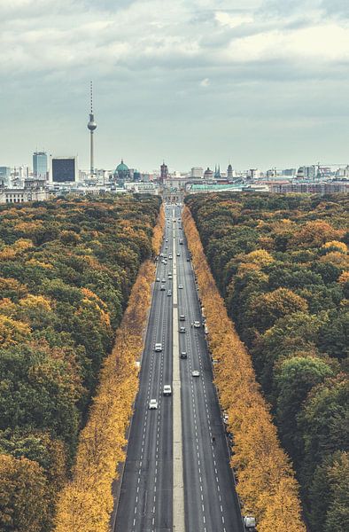 Berlin by Hello Pompoyo