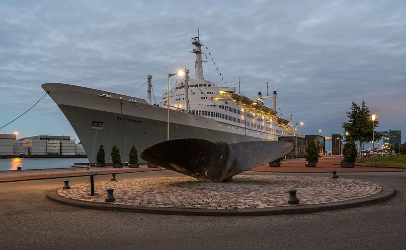Le SS Rotterdam à Rotterdam par MS Fotografie | Marc van der Stelt