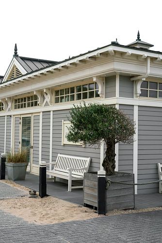 Brasserie Noordwijk aan Zee. 1