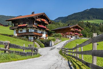 Huizen in Alpbach van Sander Groenendijk