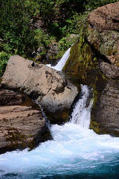 Splash 8, detail of waterfall in the Gjain valley by Miranda Lodder