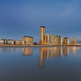 Boulevard Vlissingen tijdens blue hour van Pixxi Hut |  Jaimie