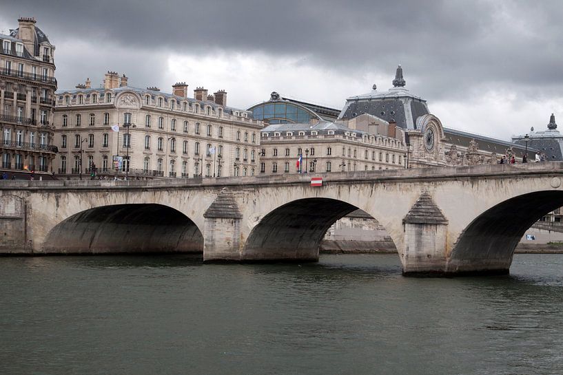 Brücke über die Signale in Paris von Maurice de vries
