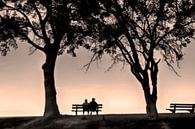 genieten van de zonsondergang van Rita Phessas thumbnail