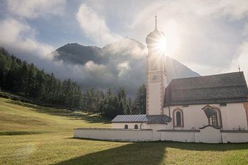 Morning light over Gries