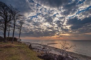 Strand im Sonnenuntergang an der Küste der Ostsee bei Graal Müritz