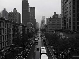 Rainy day - 1st Avenue, New York City by Justin van Schaick