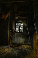 Verlaten kamer met machines - een stille getuige van vervlogen tijden in het Lost Place