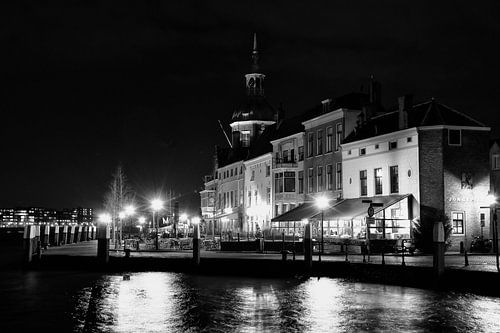 Groothoofd bij nacht