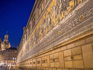 Dresden - Processie van prinsen op het blauwe uur van t.ART