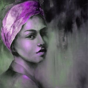 The girl with the golden cloth - shimmer in purple