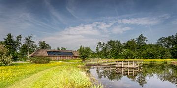Curring barn Kornhorn on a sunny day by Martijn van Dellen