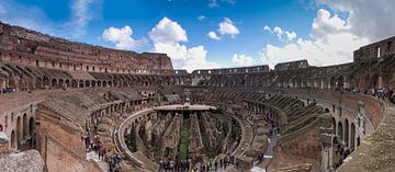 Panorame van het Colosseum  (Colosseo) in Rome van Justin Suijk