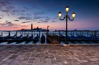 Gondeln von Venedig zum Sonnenaufgang von Tilo Grellmann Miniaturansicht