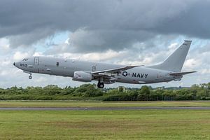 Eine Boeing P-8 Poseidon hebt nach der RIAT-Luftschau von der RAF Fairford ab.