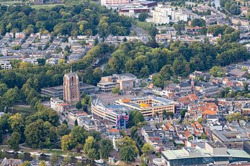 Luftaufnahme der Oldenhove, des Stadtbüros und des Stadtzentrums von Leeuwarden von Martijn