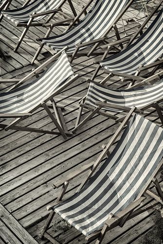 The deserted Beach chairs