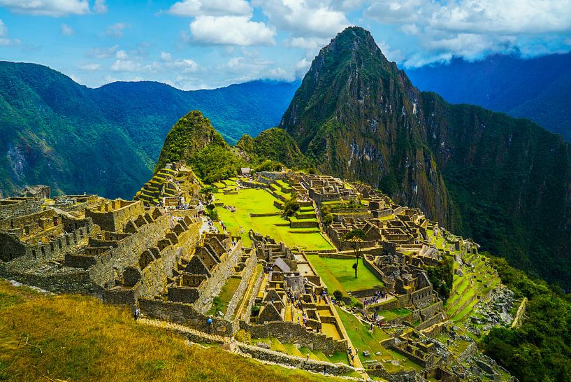 Machu Pichu in Peru by Ivo de Rooij