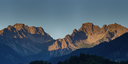 Dawn in the Warrmatsgund Valley by Walter G. Allgöwer