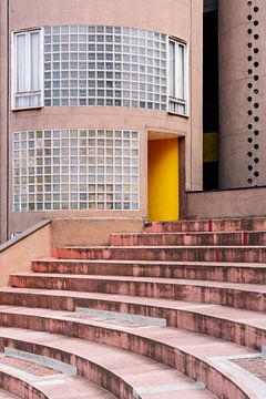 Gallaratese ᝢ Reisefotografie Mailand Italien ᝢ dynamische Architektur von Hannelore Veelaert