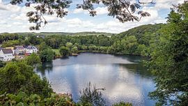 Das Ulmener Maar von Margot Klein