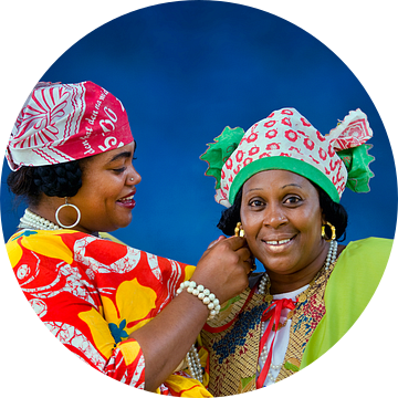 Creool vrouwen in Kotomisi kledij