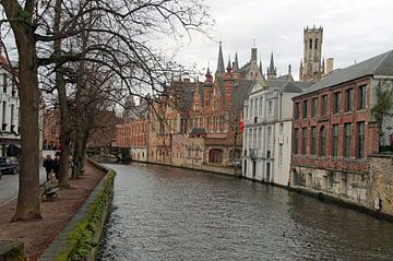 canalside houses in Bruges by wil spijker