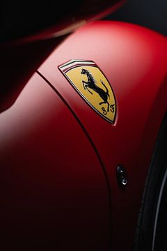 Ferrari F8 Tributo Prancing Horse Logo