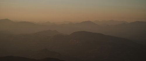 Uitzicht vanaf de Mont Ventoux, als de avond valt, Frankrijk