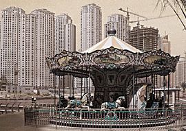 Amusement ride in Dubai by Thomas Friedl
