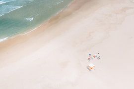 Drone shot van een bijna leeg strand in Zuid Afrika by Roy de ruiter