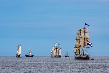 Des voiliers sur la mer Baltique pendant la Hanse Sail à Rostock sur Rico Ködder