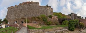 Panorama de la forteresse (château) de Priamar sur la côte de Savone, Italie