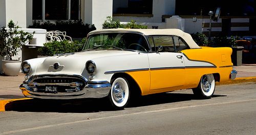 1955 Oldsmobile – Ocean Drive, Miami