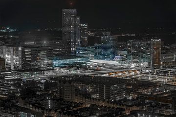 Den Haag-Folge: Die mit blauem Hauptbahnhof und Neigungsverschiebung.