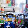 Tuktuks in Chinatown, Bangkok von Lonneke de Klerk